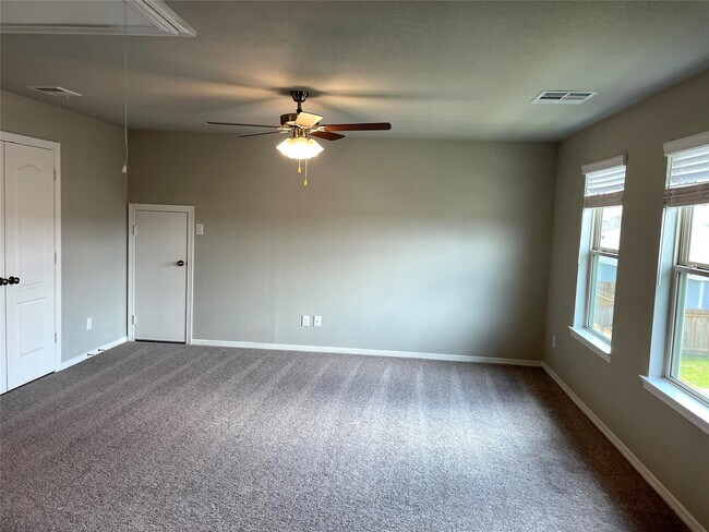 Building Photo - 25550 Northpark Spruce Dr