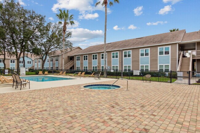 Building Photo - For Rent-  2nd months rent is FREE!!!!