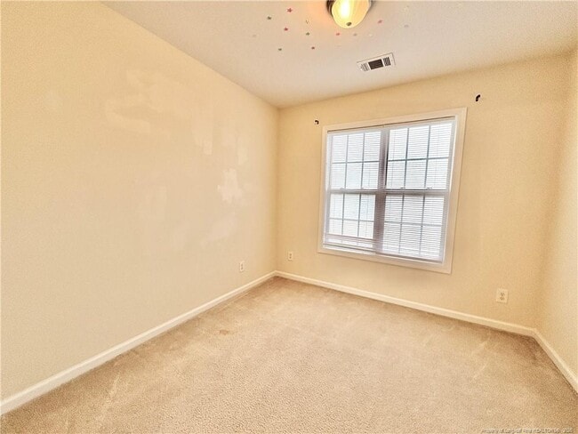 Building Photo - 207 Advance Dr