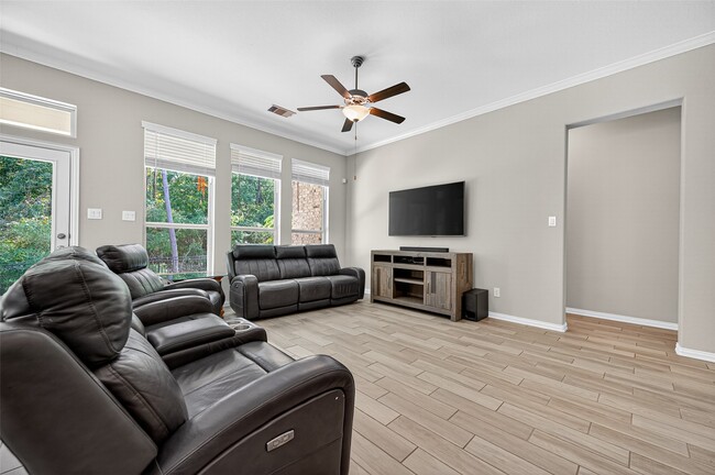 Building Photo - 4550 Shallow Ember Dr