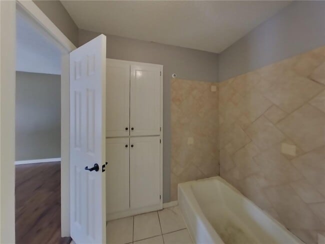 Building Photo - 8641 Emerson Ave N