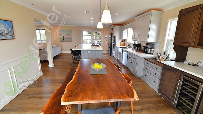 Building Photo - Point Loma |Endless Panoramic View of the Bay| Cul-de-sac