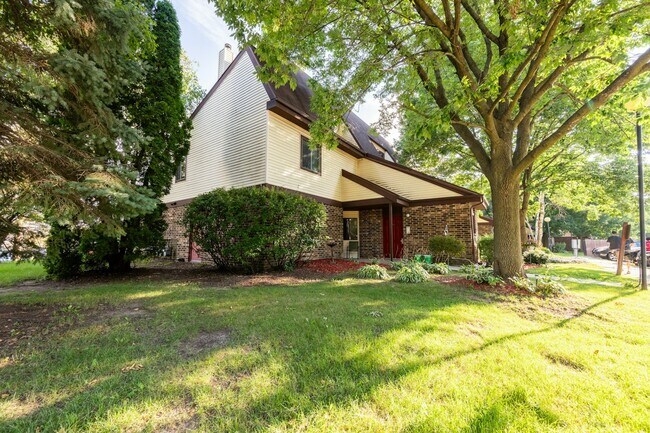 Building Photo - 1039 South Sunny Vale Lane, Unit C
