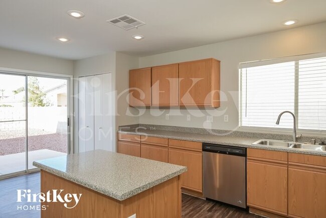 Building Photo - 664 Moonlight Mesa Dr