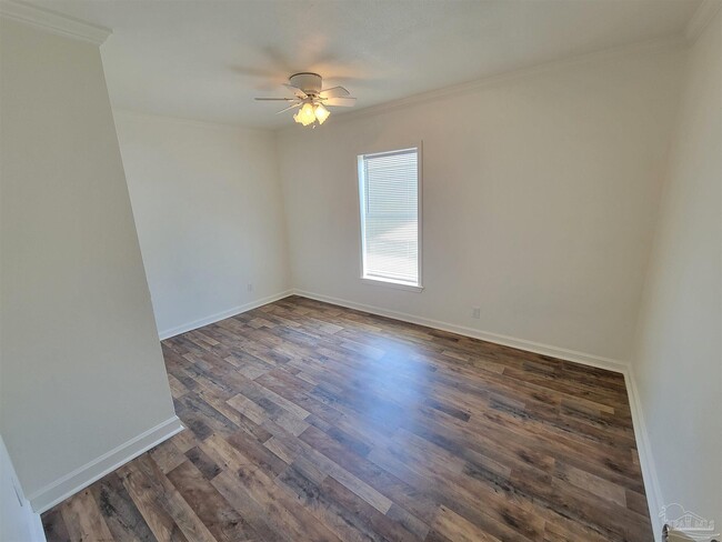 Building Photo - 714 N 49th Ave