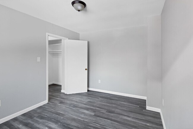 Interior Photo - Dana Heights Apartments
