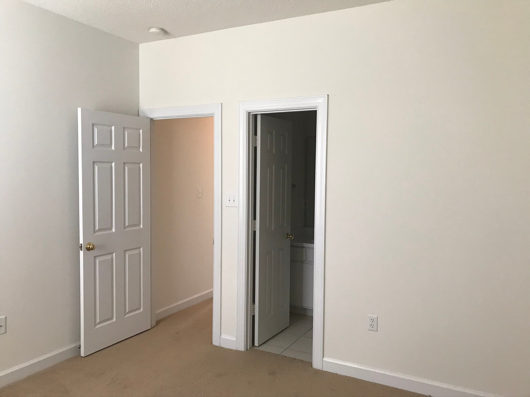 Bedroom - 3302 Whitlock Dr N