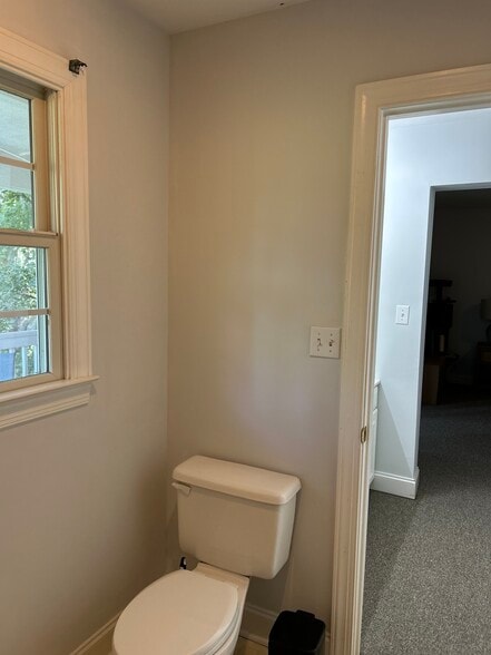 Upstairs hall - 12 Bermuda Pointe Cir
