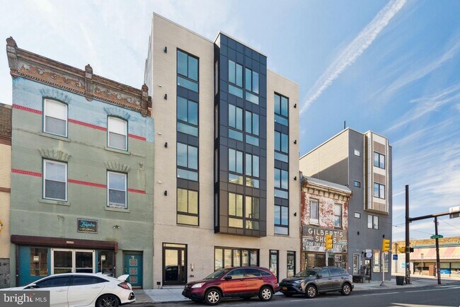 Building Photo - 1648 Ridge Ave