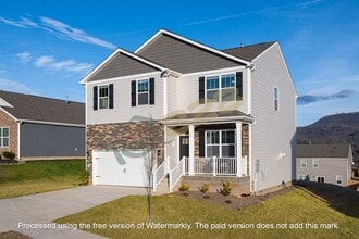 Building Photo - 96 Farmwood Ln