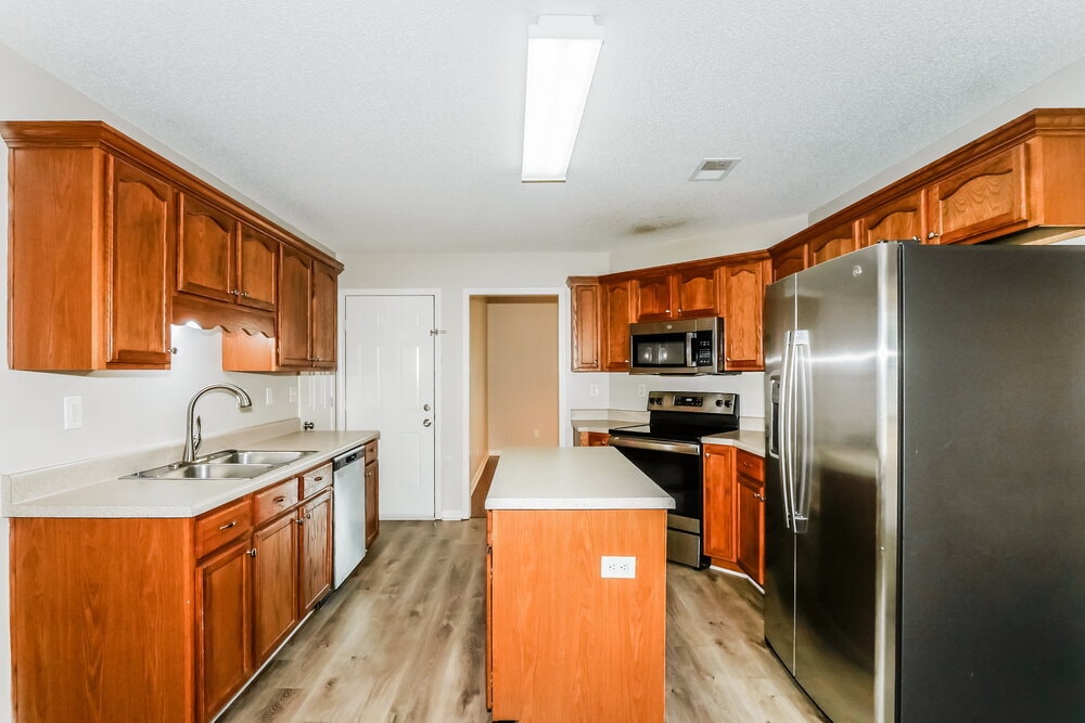 Building Photo - 7838 Alexanders Crossing Dr