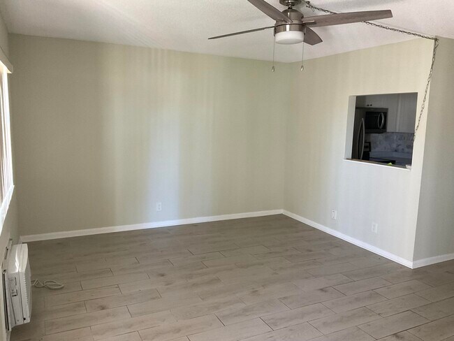 Building Photo - 80 Bedford E