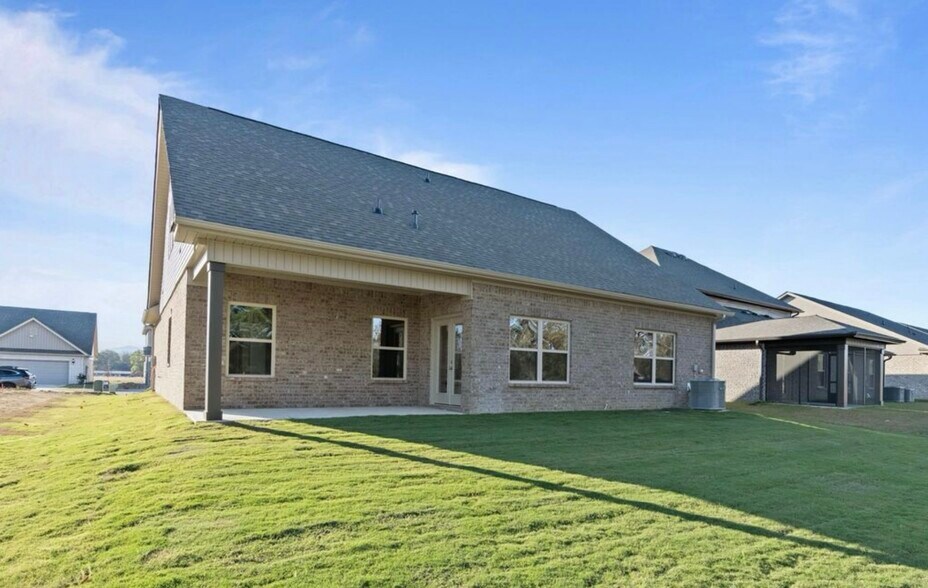 Building Photo - 121 Gander Cir