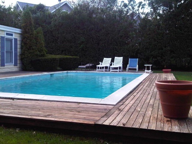 Building Photo - 111 Old Town Rd