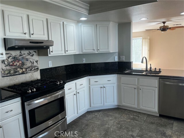 Building Photo - 35455 Beech Ave