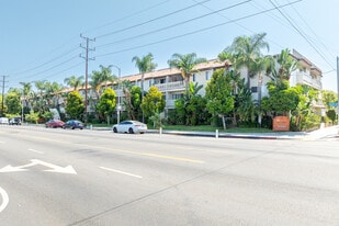 Building Photo - Villa La Paloma Apartments | 7722 Reseda Blvd