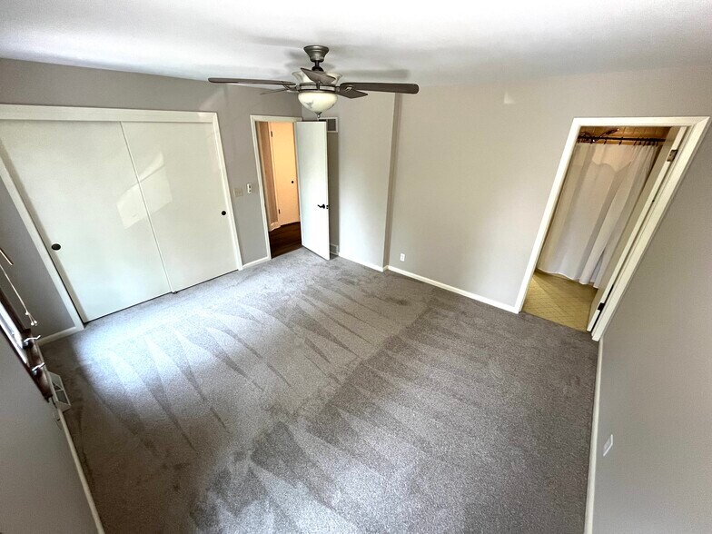 Building Photo - 16430 Tia Ct