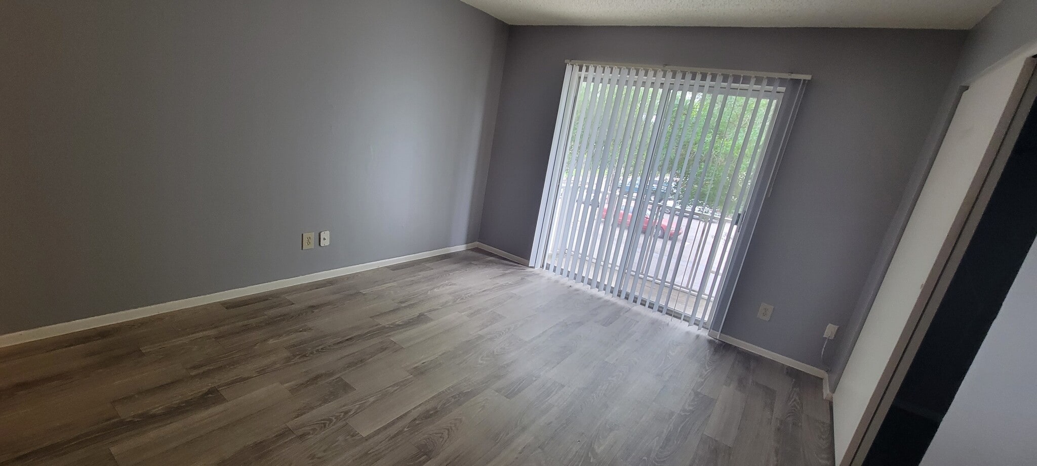 Building Photo - White Lake Apartments