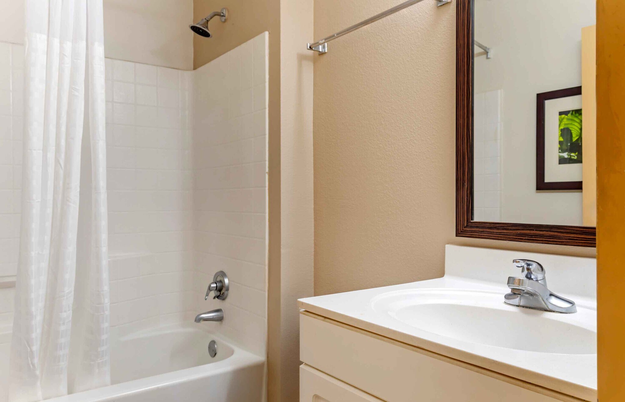 Building Photo - Furnished Studio-Fort Worth - Fossil Creek