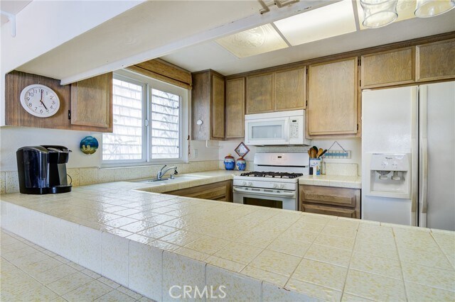 Building Photo - 110 31st St