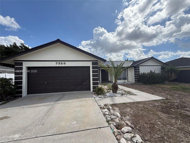 Building Photo - 7328 Pebble Beach Rd