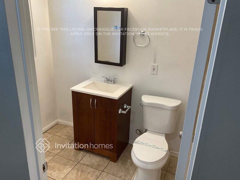 Building Photo - 7943 Newcastle Ave