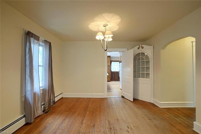 Building Photo - 7297 Duval Ave