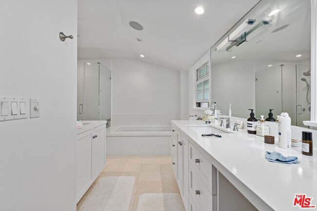 Building Photo - 1862 Kimberly Ln