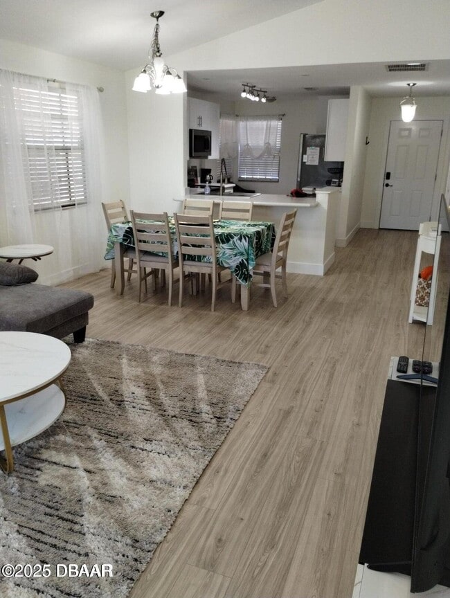 Building Photo - 962 Stonybrook Cir