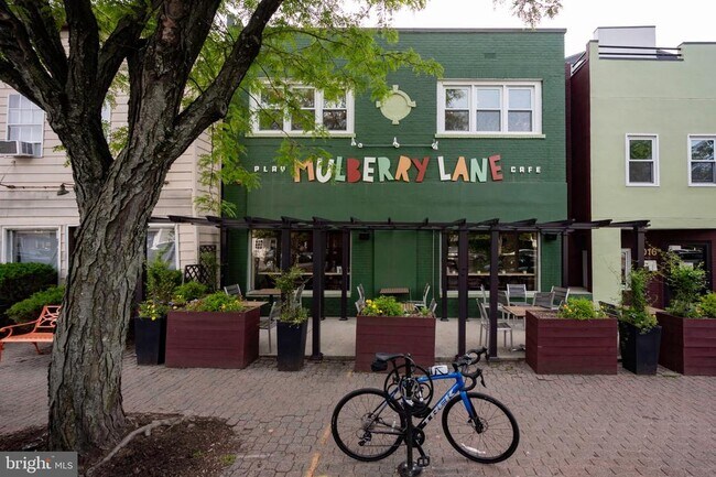 Building Photo - 226 Guthrie Ave