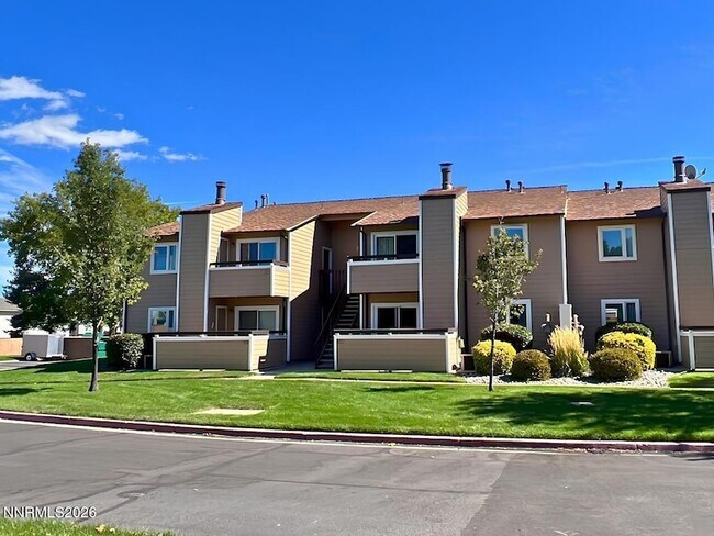 Building Photo - 555 E Patriot Blvd