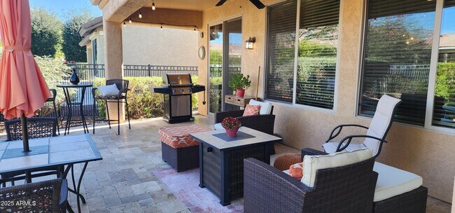 Building Photo - 27244 W Potter Dr