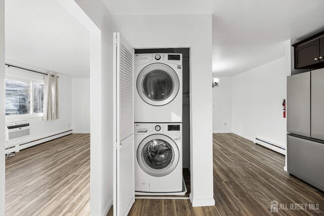 Building Photo - 128 Cricket Ln