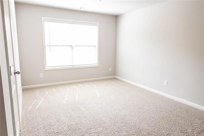 Building Photo - 308 Orchard Trail