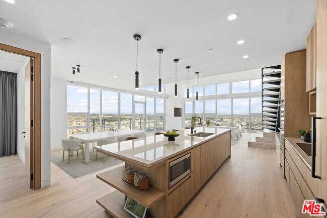 Building Photo - 230 W Olympic Blvd