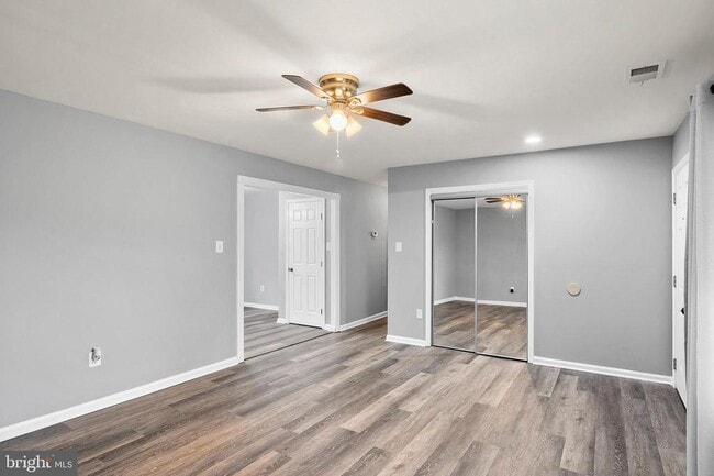 Building Photo - 9700 Cedarhollow Ln