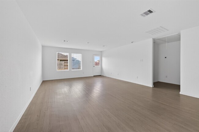 Building Photo - 3302 Hereford Dr