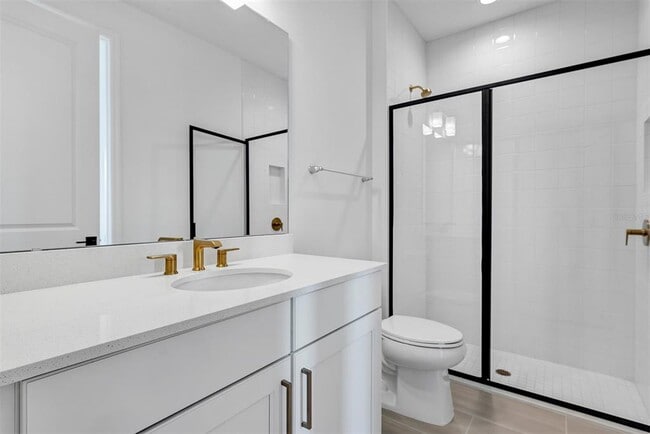 Building Photo - 1851 Pinecliff Dr