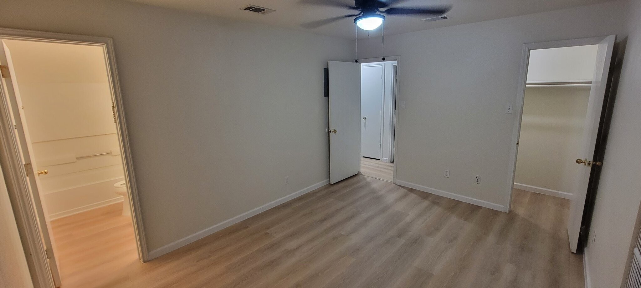 Building Photo - 4915 Fortuna Pl