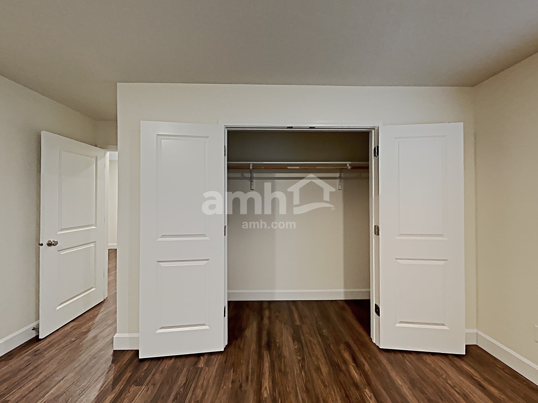 Building Photo - 9447 W Hiden Stream St