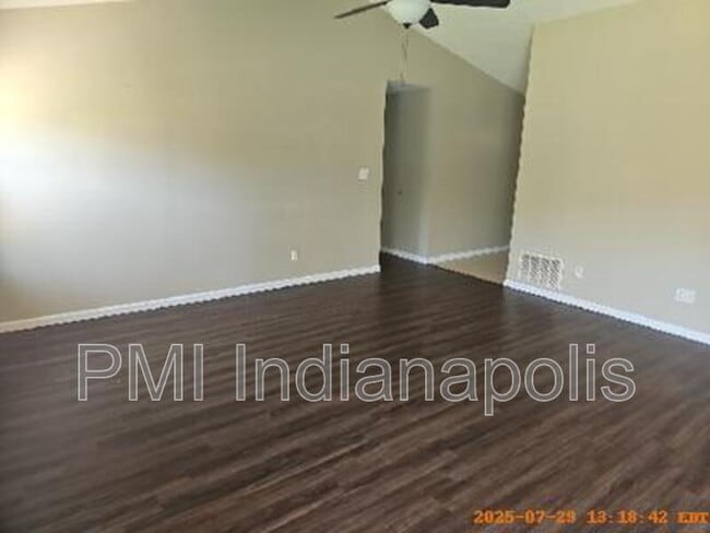 Building Photo - 13015 Wingstem Ct