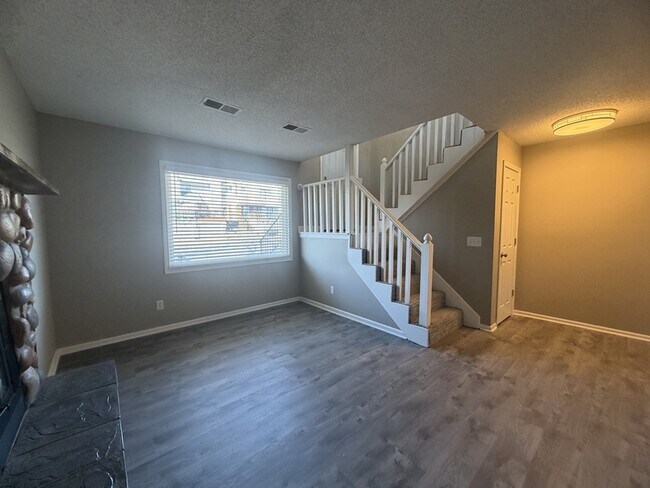 Building Photo - 14033 Dornoch St