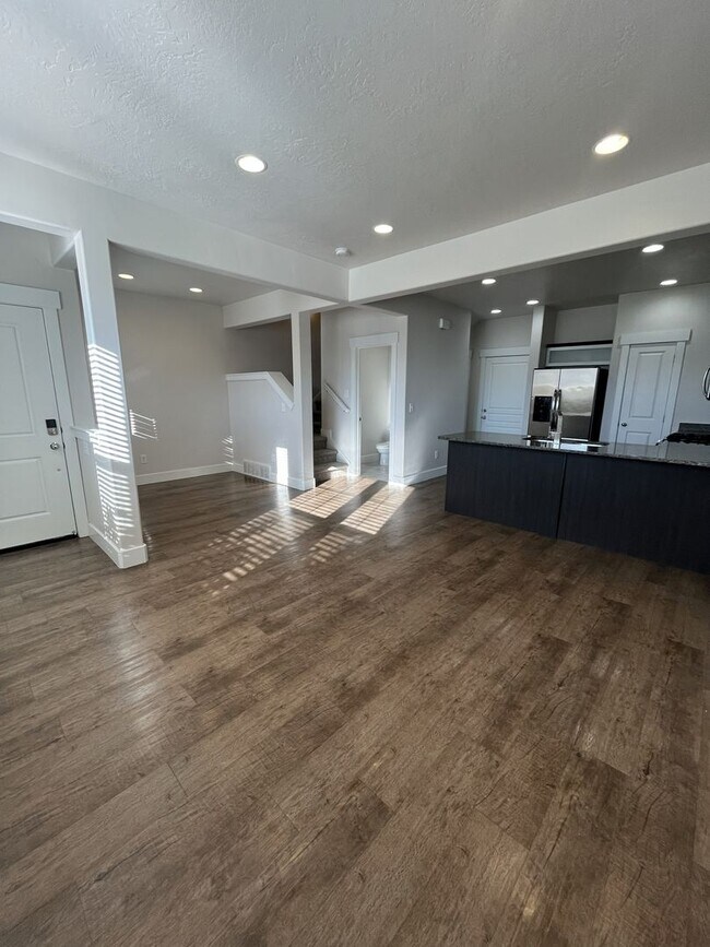 Building Photo - 2241 W 450 S