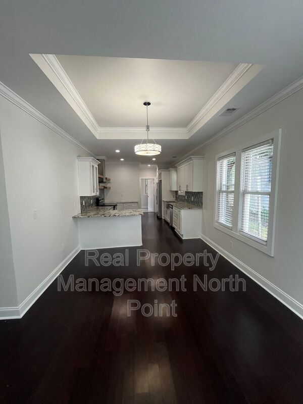 Building Photo - 954 Byron Dr SW