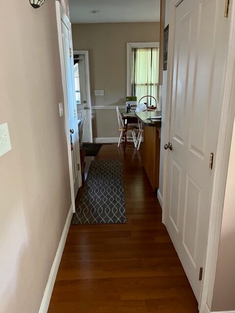 Building Photo - 70 Greenwood Ave