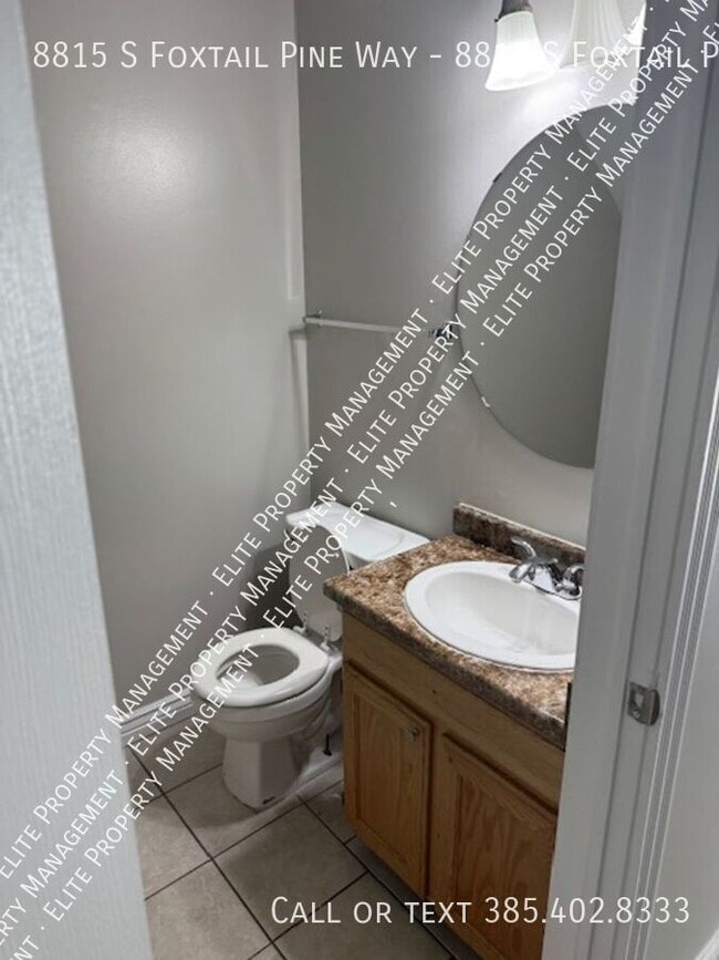 Building Photo - 8815 Foxtail Pine Way
