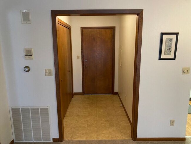 Building Photo - $1,150 | 1 Bedroom, 1 Bathroom House | Pet Friendly | 55+ Community | Available for August 1st, 2...