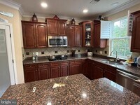 Building Photo - 12457 Pfitzner Ct
