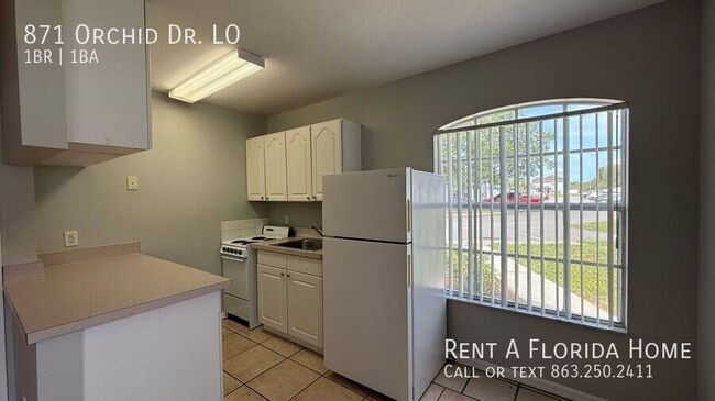 Building Photo - 871 Orchid Dr