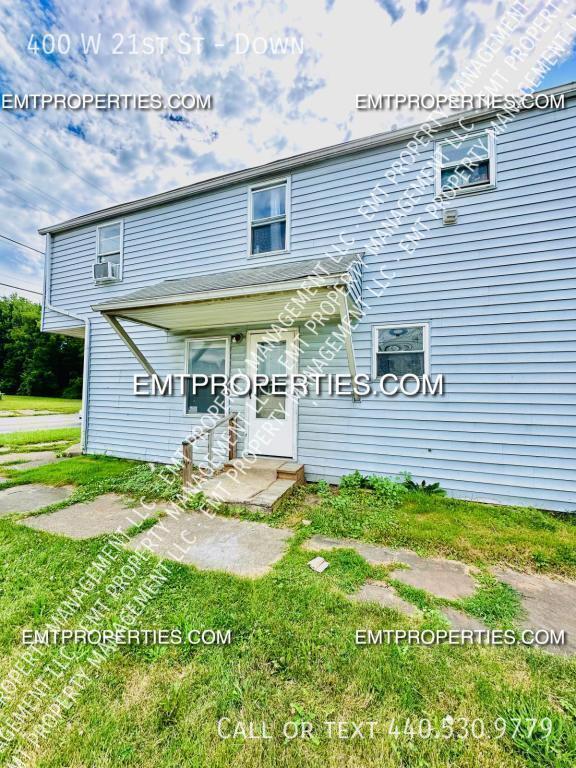 Primary Photo - 400 W 21st St
